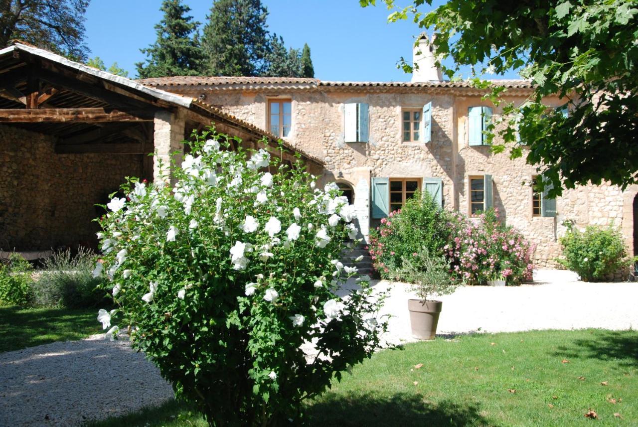 Le Moulin Des Pinchinats Bed & Breakfast Aix-en-Provence Exterior photo